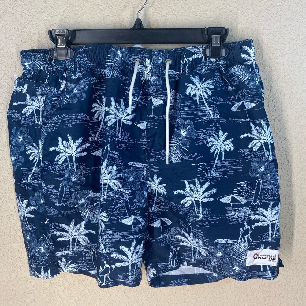 Men's Okanui swim trunks size L Navy blue & white with palm trees